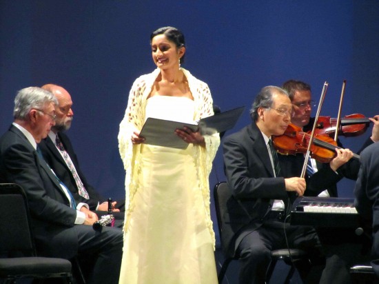 Dorinda, a shepherdess (soprano Maya Kherani)